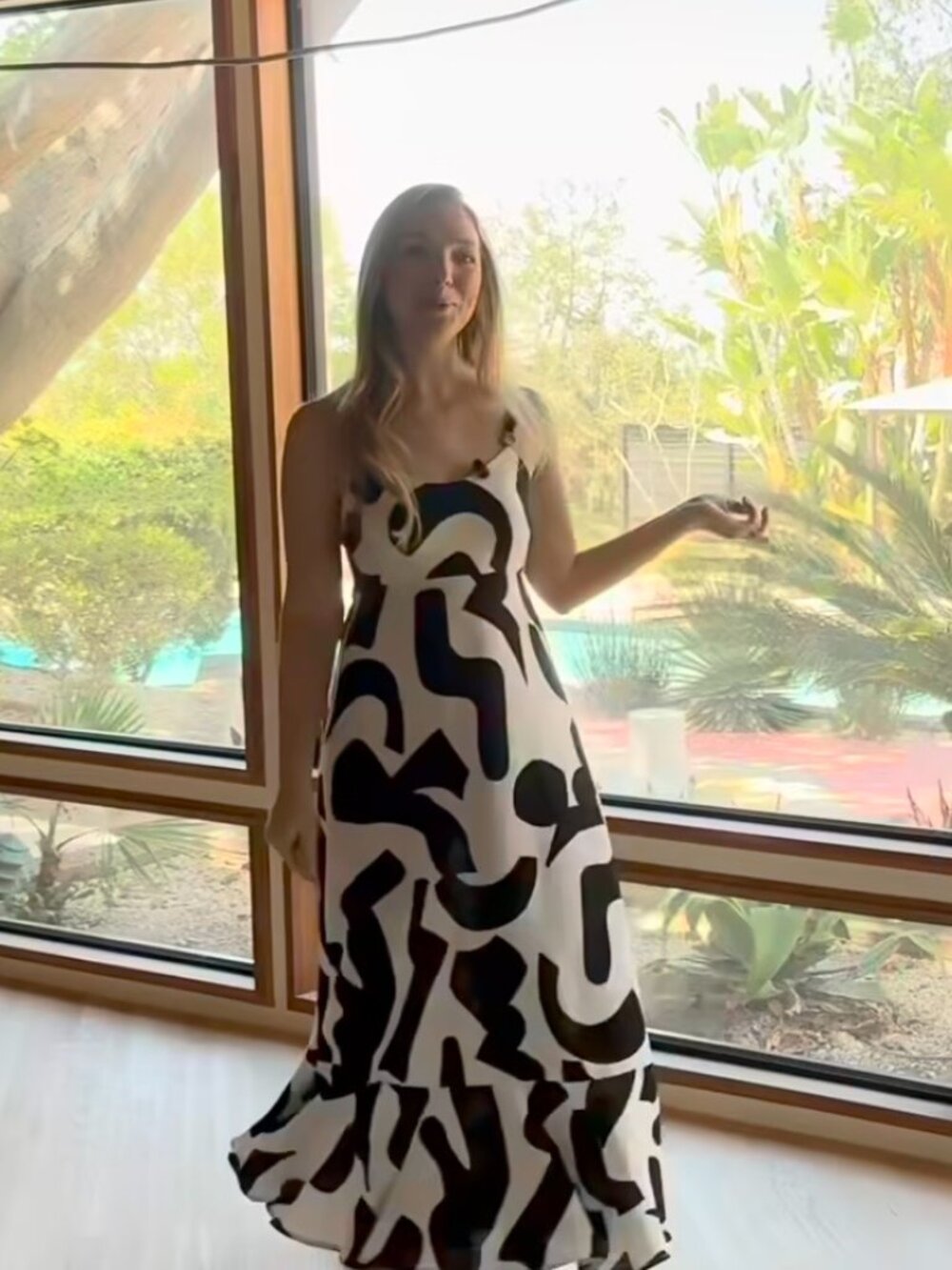 NWT H&H Fashion Black & White Abstract Maxi Dress - multiple sizes